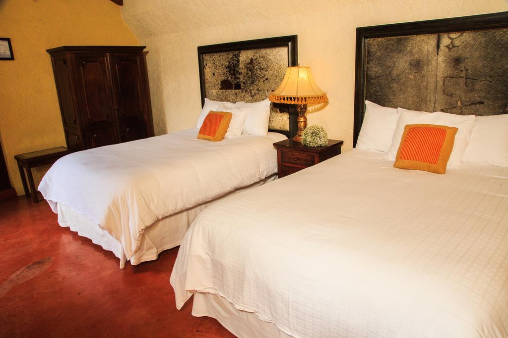 Hotel Lo De Bernal 危地马拉安地瓜 外观 照片