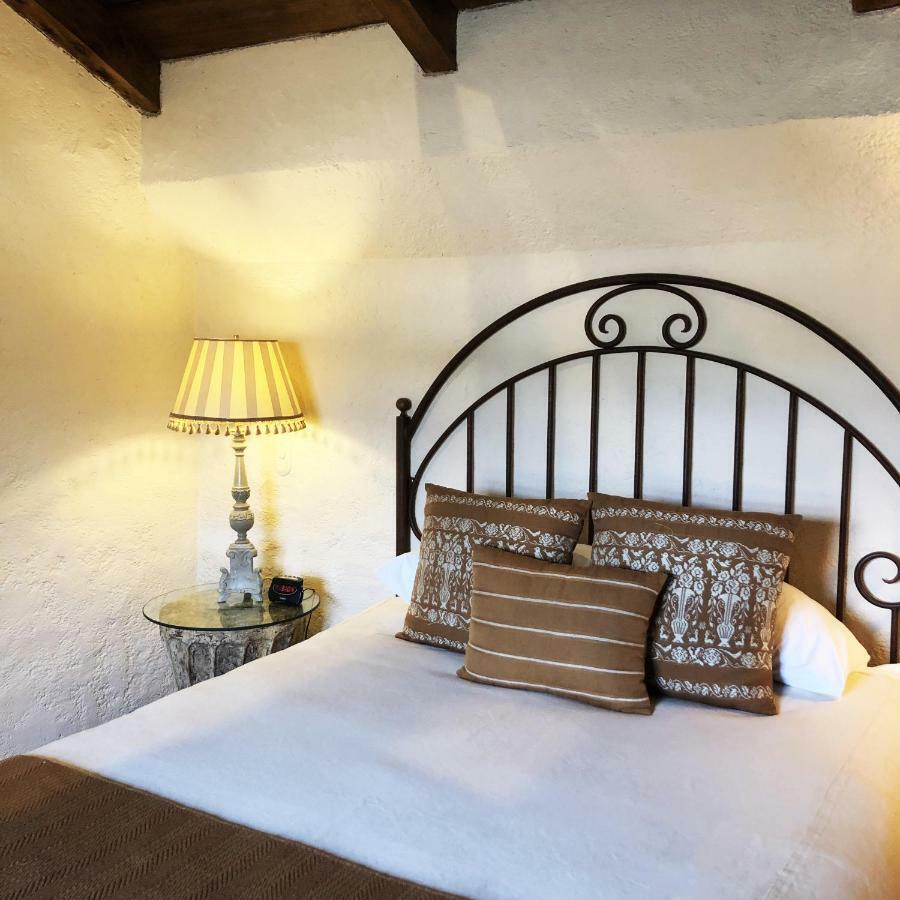 Hotel Lo De Bernal 危地马拉安地瓜 外观 照片